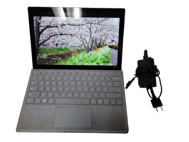 Microsoft Surface Pro 5 - i5-7300U, 8GB RAM, 256GB {