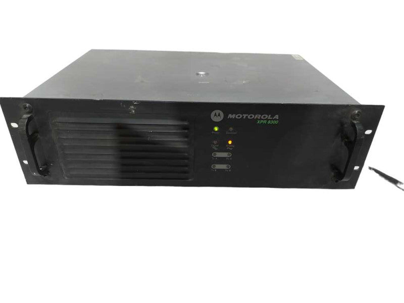 motorola xpr8300 Mototrbo Repeater AAM27QPR9JA7AN - READ #
