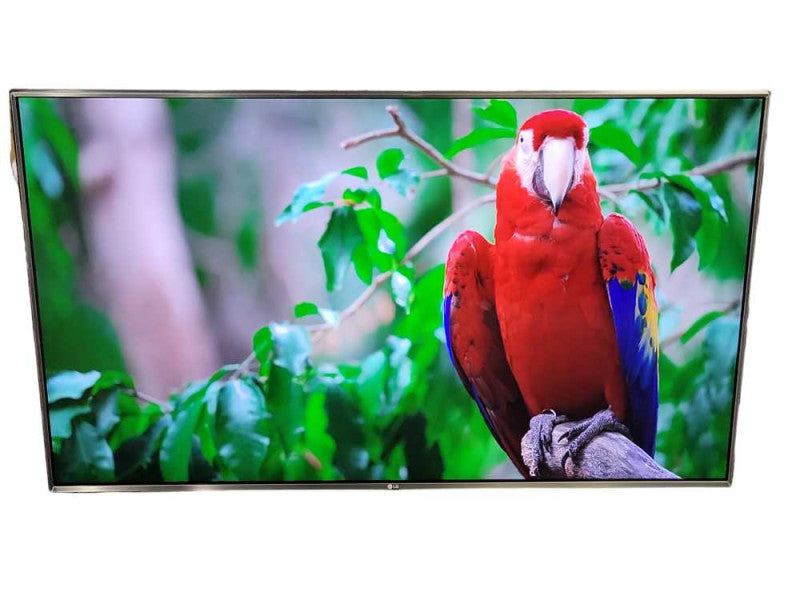 LG 55UV340C 55\\" LED 4K Ultra HD commercial TV No Remote/Stand Q_