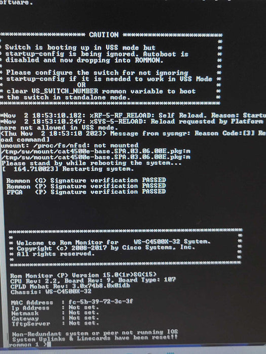 Cisco WS-C4500X-40X-ES Catalyst 4500X w/ 2x Power supplies, READ _