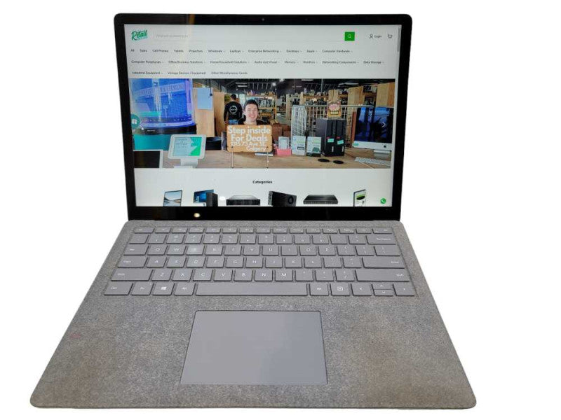 Microsoft Surface Laptop 2 i7-8650U, 8GB DDR3, 256GB SSD** read
