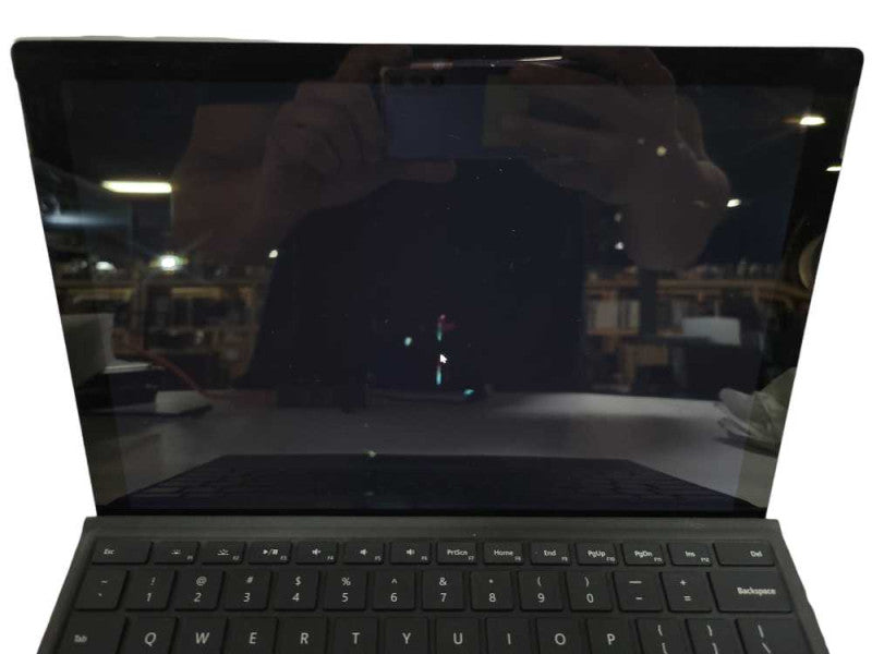 Microsoft Surface Pro 6 - Core i5-8350U | 8GB | 256GB SSD (READ) %
