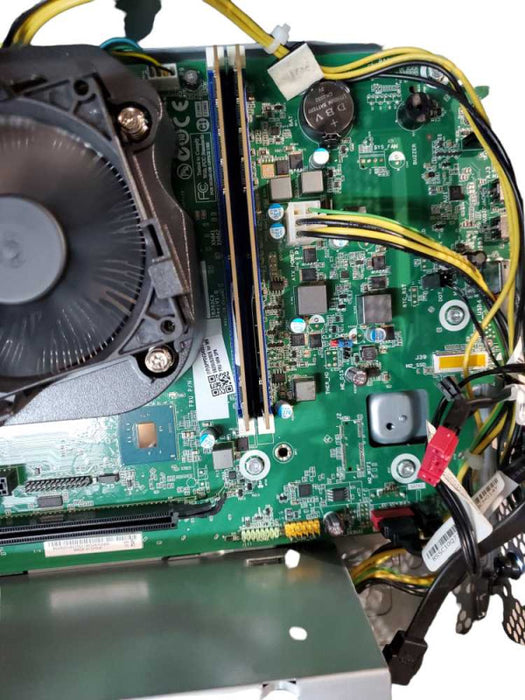 Lenovo ThinkCentre M720e SFF Core i5 - 9400 CPU @ 2.90GHz 16GB  DDR4 NO HDD