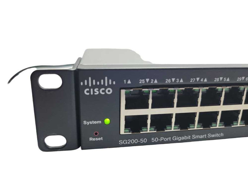 Cisco SG200-50 50x port gigabit smart switch\t _