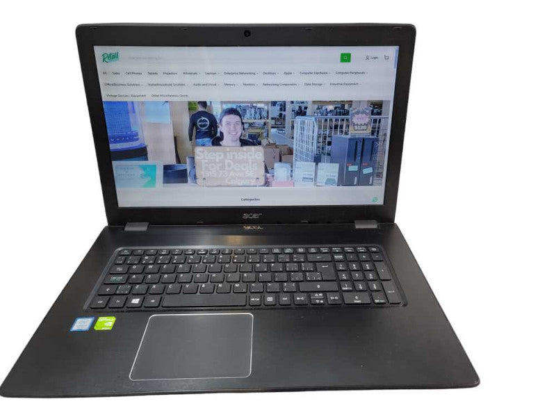 Acer Aspire E5-774 17\\", i5-7200L. 16GB DDR4, 500GB HDD