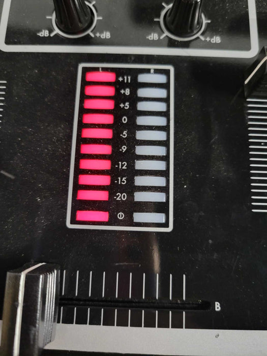 VINTAGE Gemini iTrax iPod DJ Mixer Console (BLACK) !