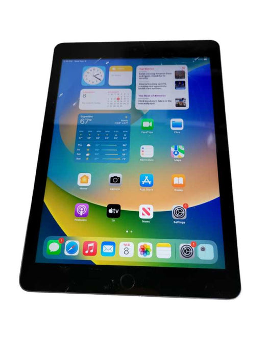 Apple iPad 5th Gen 32GB (A1822) - READ {