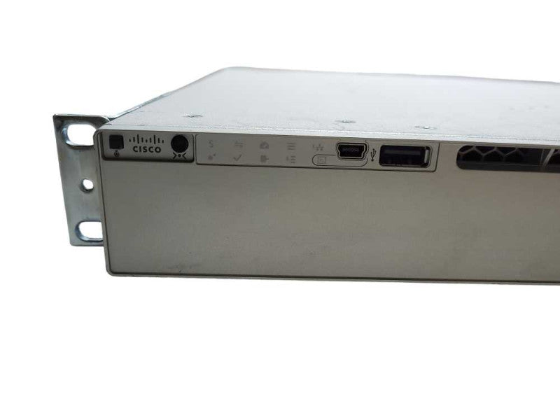 Cisco Catalyst C9300-24P-E 24-Port Gigabit Managed PoE+ Ethernet Switch Q$