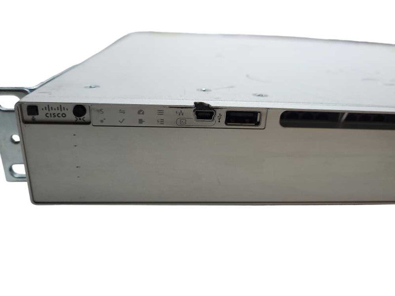 Cisco Catalyst C9300-24P-E 24-Port Gigabit Managed PoE+ Ethernet Switch READ $