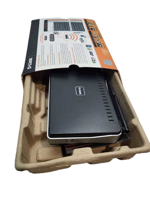 D-Link DIR-615 Wireless N 300 Router &