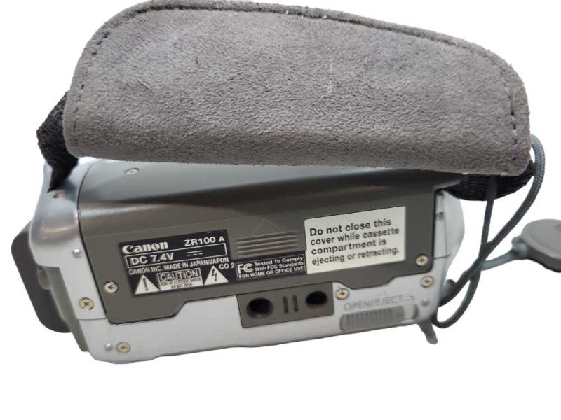 Canon ZR100A Mini DV LCD Camcorder Camera &