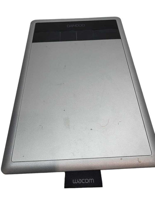 Wacom Bamboo Capture Digital Photo Editing Tablet Drawing CTH470 &