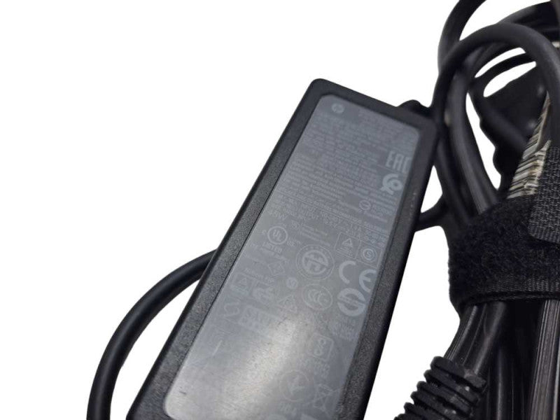 Genuine HP 45W Blue Tip Laptop AC Adapter 19.5V 2.31A Q)