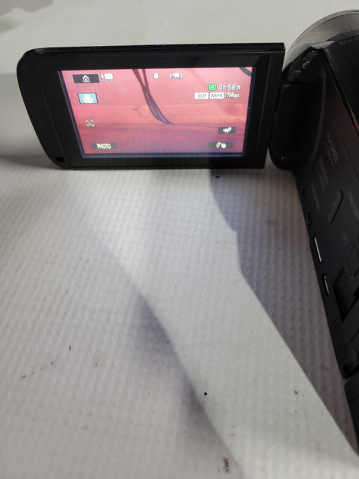 Canon VIXIA HF R50 HD 32x Image Stabilizer Camcorder W/ Charger !