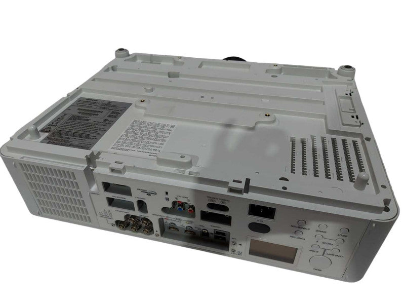 Hitachi LCD Projector CP-WU8450 - 896 hours - READ #