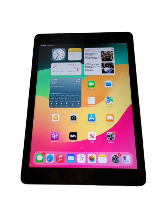 Apple iPad 6th Gen 32GB (A1893) - READ Î