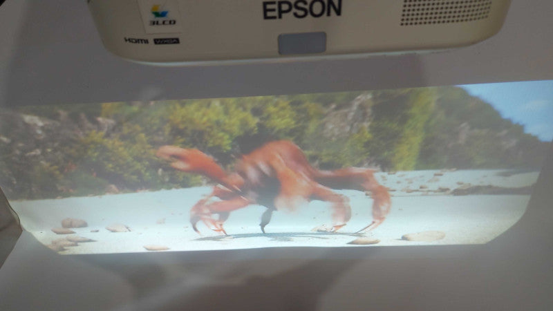 Epson LCD Projector H452A BrightLink 485Wi WXGA Ultra Short Throw 1967 hrs #