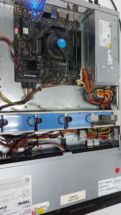SENECA #XNVR200 NVR/Server Xeon E3-1225 V6 @ 3.30ghz / 8gb ram / READ #