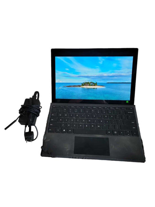 Microsoft Surface Pro 5 - i5-7300U, 8GB RAM, 256GB Î