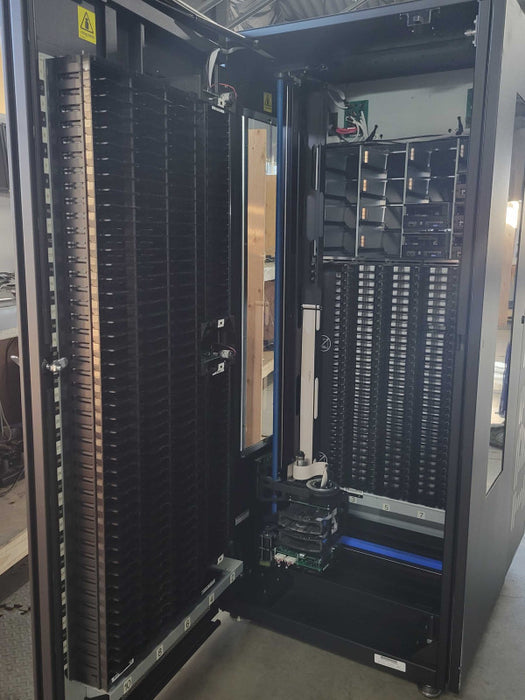 IBM System Storage TS4500 with 5x LTO Ultrium 8 FC Tape Drives, READ _