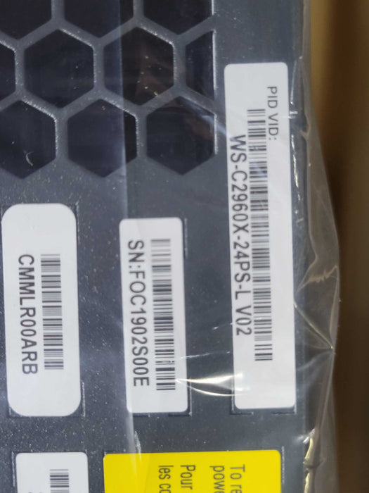 Cisco WS-C2960X-24PS-L Catalyst 24 Port GigE PoE 370W  Q_