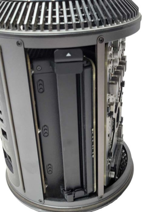 Apple Mac Pro 2013 A1481 No RAM, No HDD/SSD, READ _