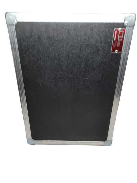 Case Design - Travel Trunk with Handle %