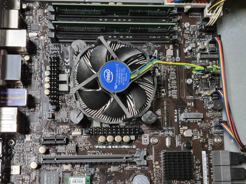 Custom/Asus Work Station, Xeon E3-1225v6 3.3GHz. 8GB DDR4 2xPSU 3.5\\" Q_