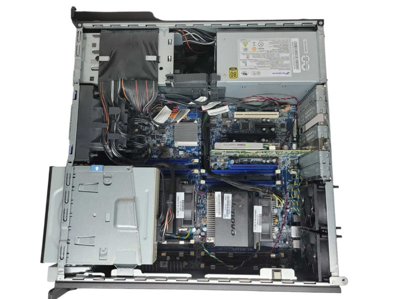 Lenovo ThinkStation C30 - 2x Xeon E5-2609 v2 | 16GB RAM | QUADRO 600 2GB % %\t %