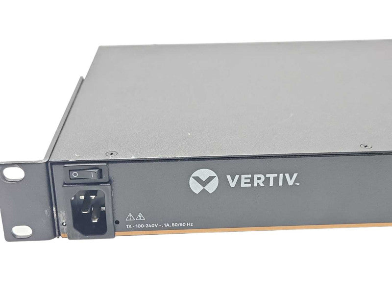 Avocent ACS8032DAC ACS 8000 32-Ports Serial Console Switch, READ _