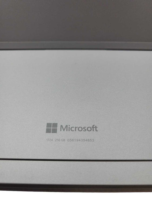 Microsoft Surface Pro 4 - Core i5-6300U | 8GB RAM | 256GB SSD %