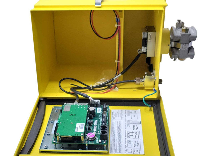 Solarpack 410 Control Micro Systems, READ _