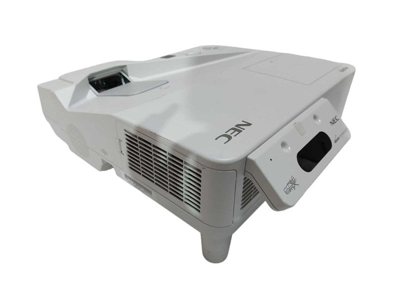 NEC UM330W 3LCD Projector WXGA UST 3300 ANSI Full HD - READ #