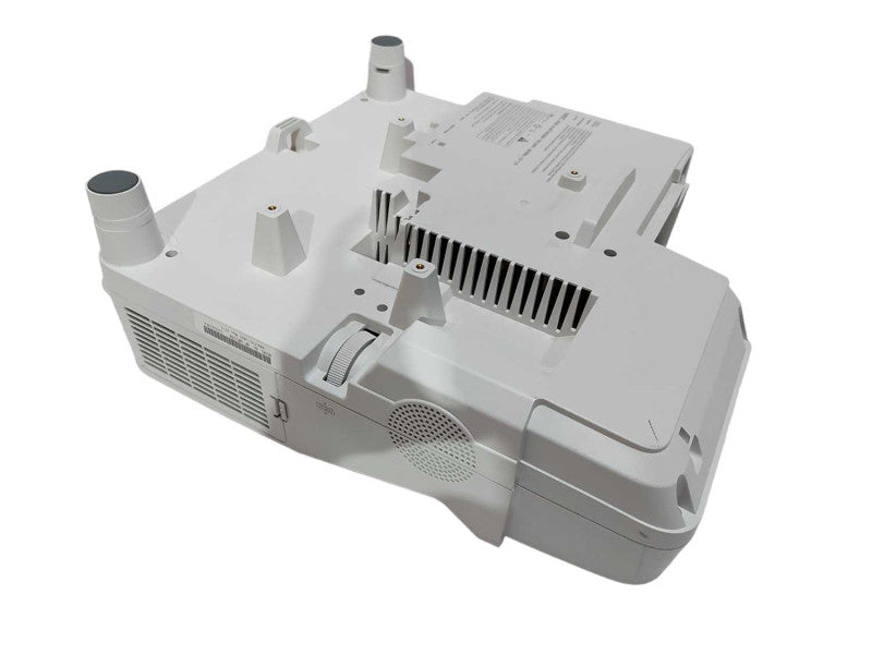 NEC UM330W 3LCD Projector WXGA UST 3300 ANSI Full HD - READ #