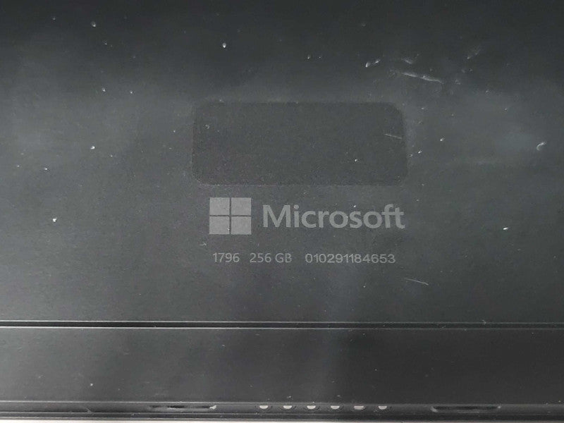 Microsoft Surface Pro 1796 Core i5-8350U 1.7GHz, 8GB RAM 256GB SSD _