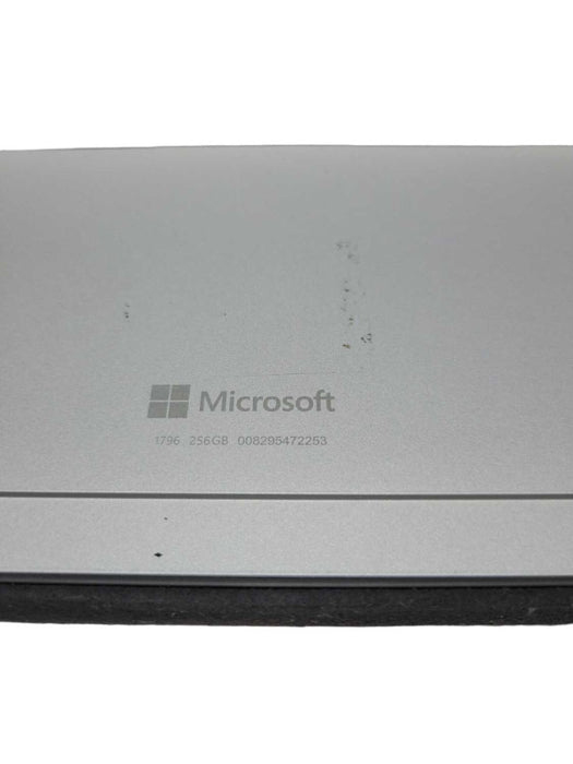 Microsoft Surface Pro 5th Gen - Core i5-7300U | 8GB | 256GB SSD Q%