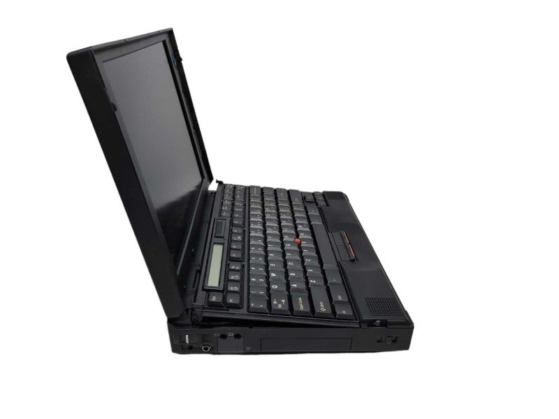 VIntage - IBM ThinkPad 760EL - Intel Pentium | 40MB RAM | NO HDD | PWR ADPTR %