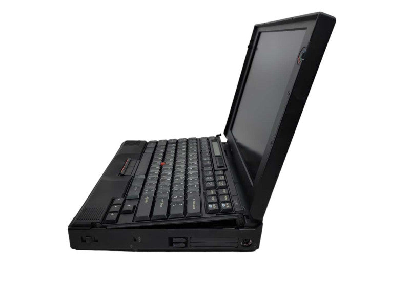 VIntage - IBM ThinkPad 760EL - Intel Pentium | 40MB RAM | NO HDD | PWR ADPTR %