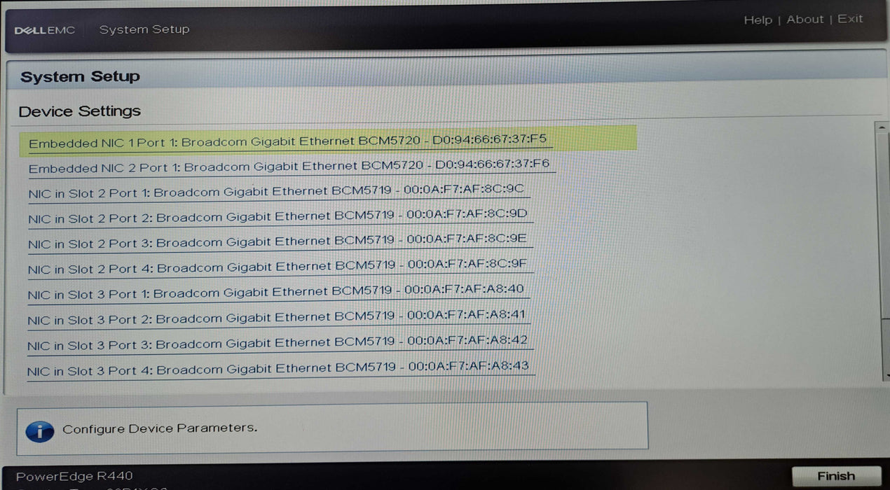 Dell PowerEdge R440 1U 4x 3.5"| 2x Xeon Silver 4114, 32GB DDR4, NO RAID )