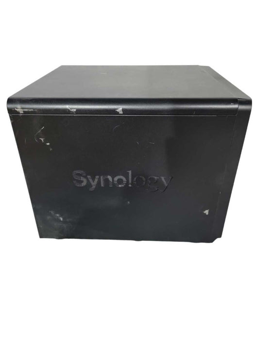 Synology DS2415+ 12-bay NAS DiskStation READ !
