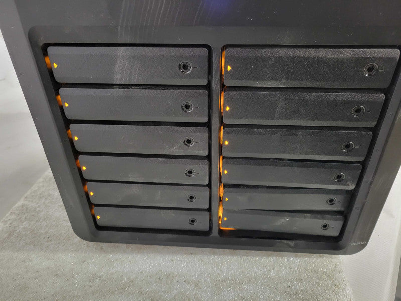 Synology DS2415+ 12-bay NAS DiskStation READ !