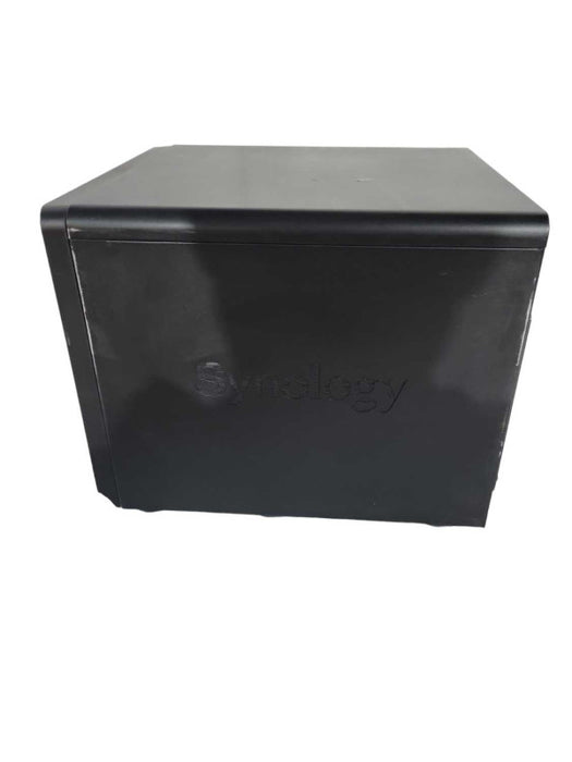 Synology DS2415+ 12-bay NAS DiskStation READ !