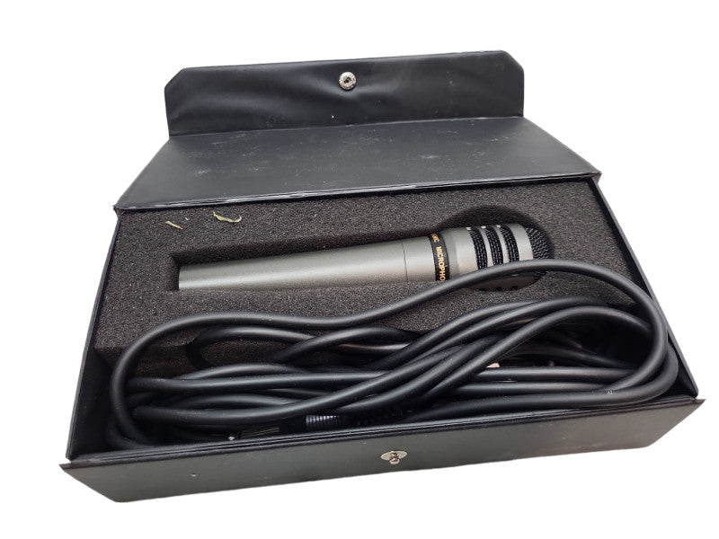 DM-3200 Unidirectional Dynamic Microphone &