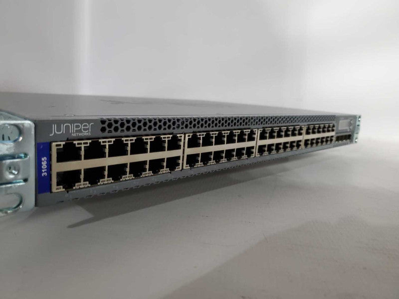 Juniper EX3300-48T 48 Port Gigabit Ethernet Switch - Fact Reset Q#