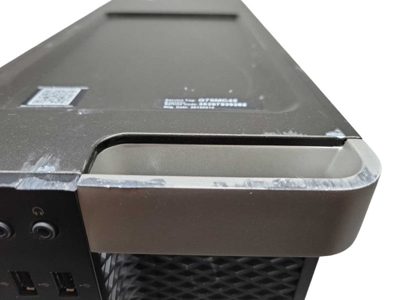 Dell Precision T5810 - Xeon E5-1650 v3 | 32GB RAM | NVIDIA NVS310 1GB %\t %