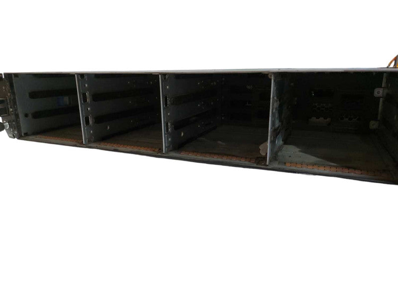 Dell MD3200 12x 3.5\\" Bay Storage System 2x SAS Controller E02M / 2x PSU #