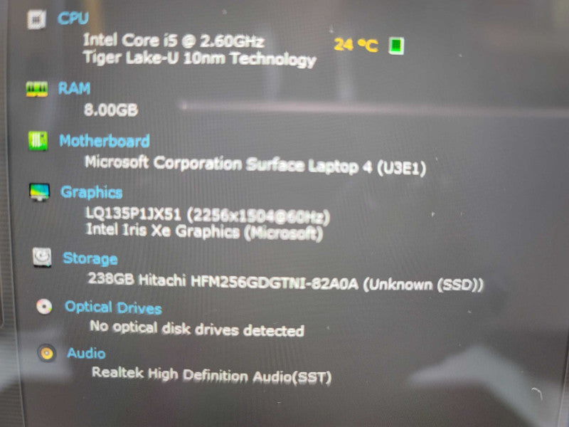 Microsoft Surface Laptop 4 |i5-1135G7 | 8GB DDR3| 256GB M.2  QÎ²