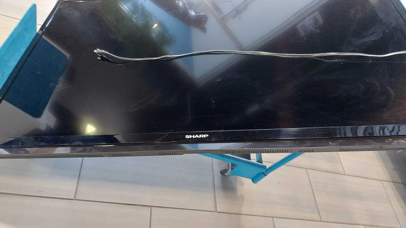 Sharp LC60LE830U 60\\" AQUOS LED TV 1080p 4 ms 120Hz 213W #
