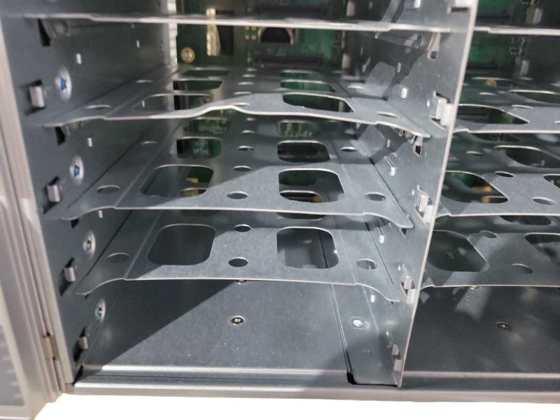 JBOD Supermicro CSE-847 4U Server Chassis, 36x 3.5\\" Bays, 2x 1400W PSU READ !