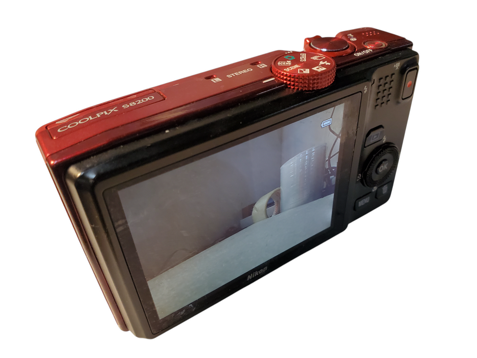 Nikon COOLPIX S8200 16.1MP 14x Optical Zoom Compact Digital Camera Full HD